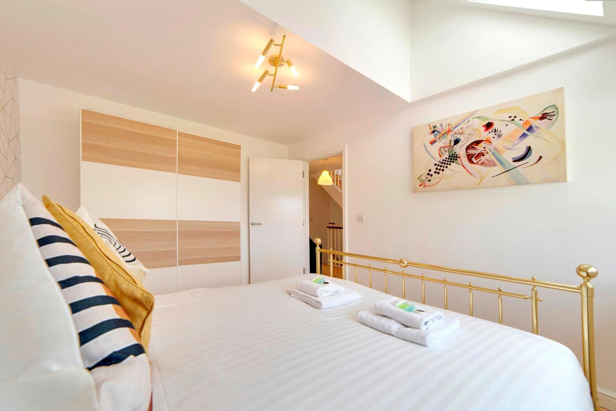 Pass The Keys 49 Byron Square Modern And Spacious 3 Bed Home With Free Parking 캠브리지 외부 사진