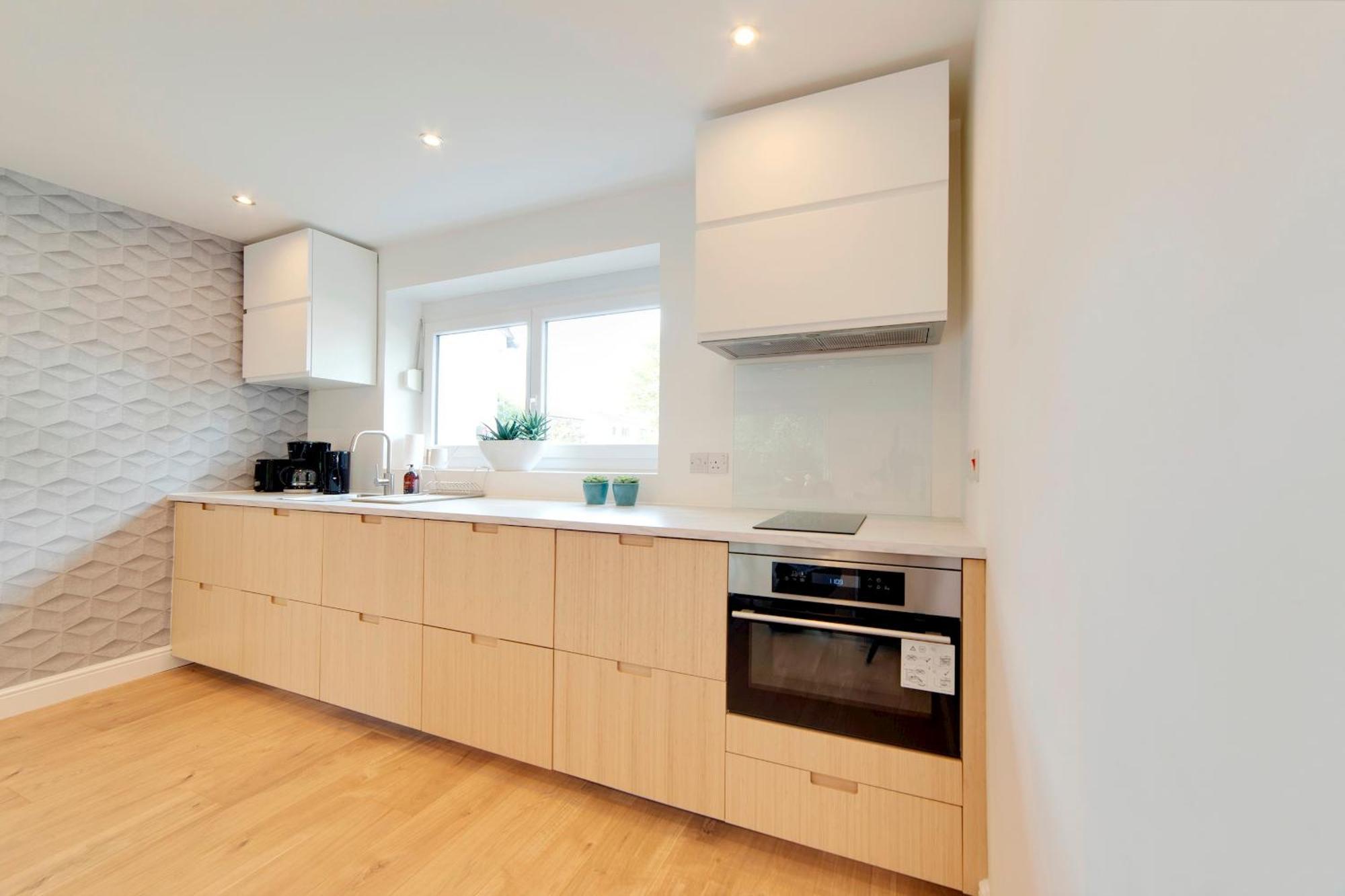 Pass The Keys 49 Byron Square Modern And Spacious 3 Bed Home With Free Parking 캠브리지 외부 사진