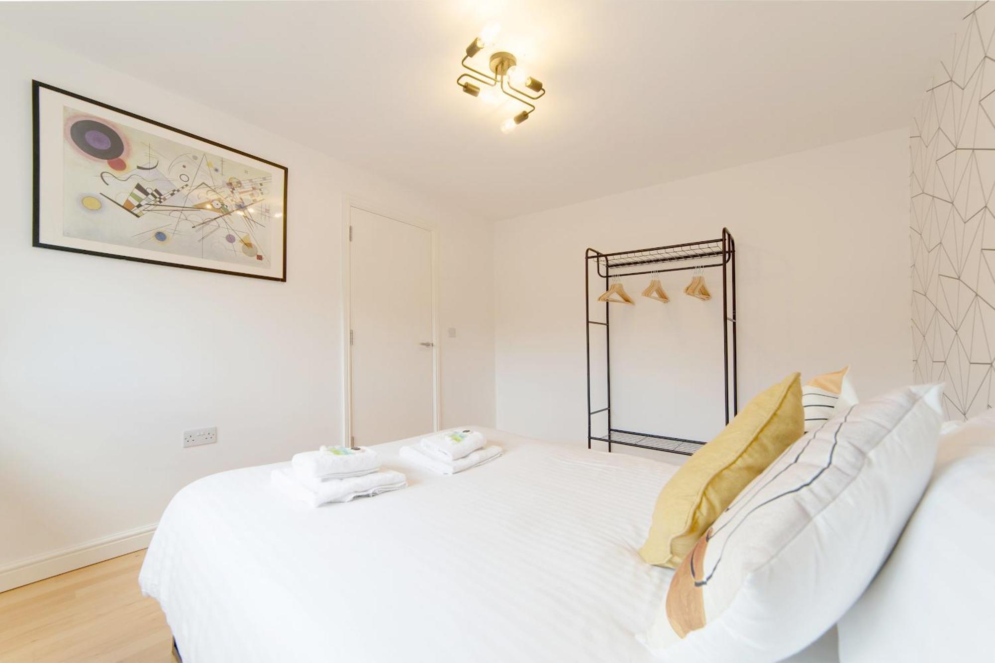 Pass The Keys 49 Byron Square Modern And Spacious 3 Bed Home With Free Parking 캠브리지 외부 사진