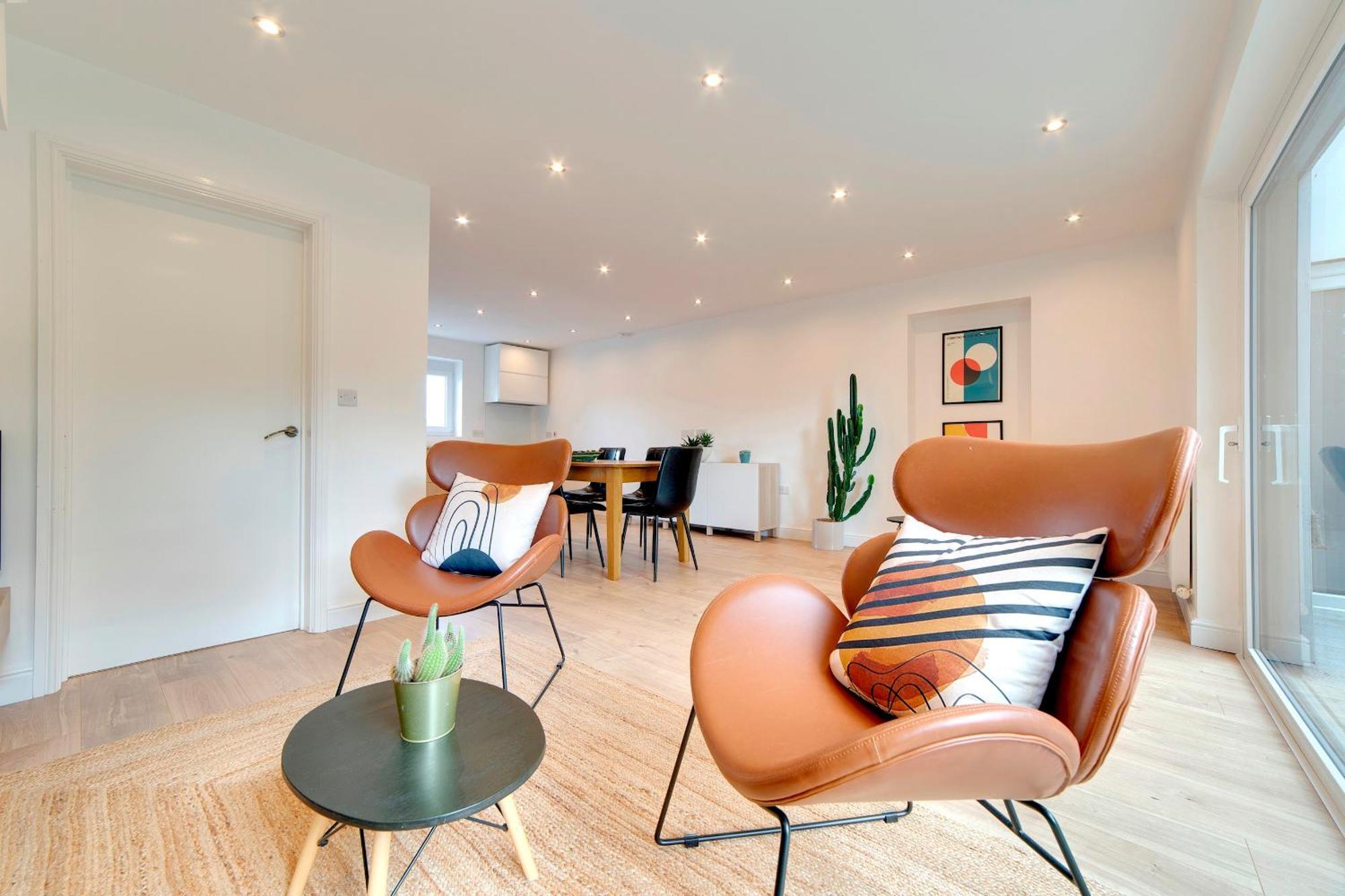 Pass The Keys 49 Byron Square Modern And Spacious 3 Bed Home With Free Parking 캠브리지 외부 사진