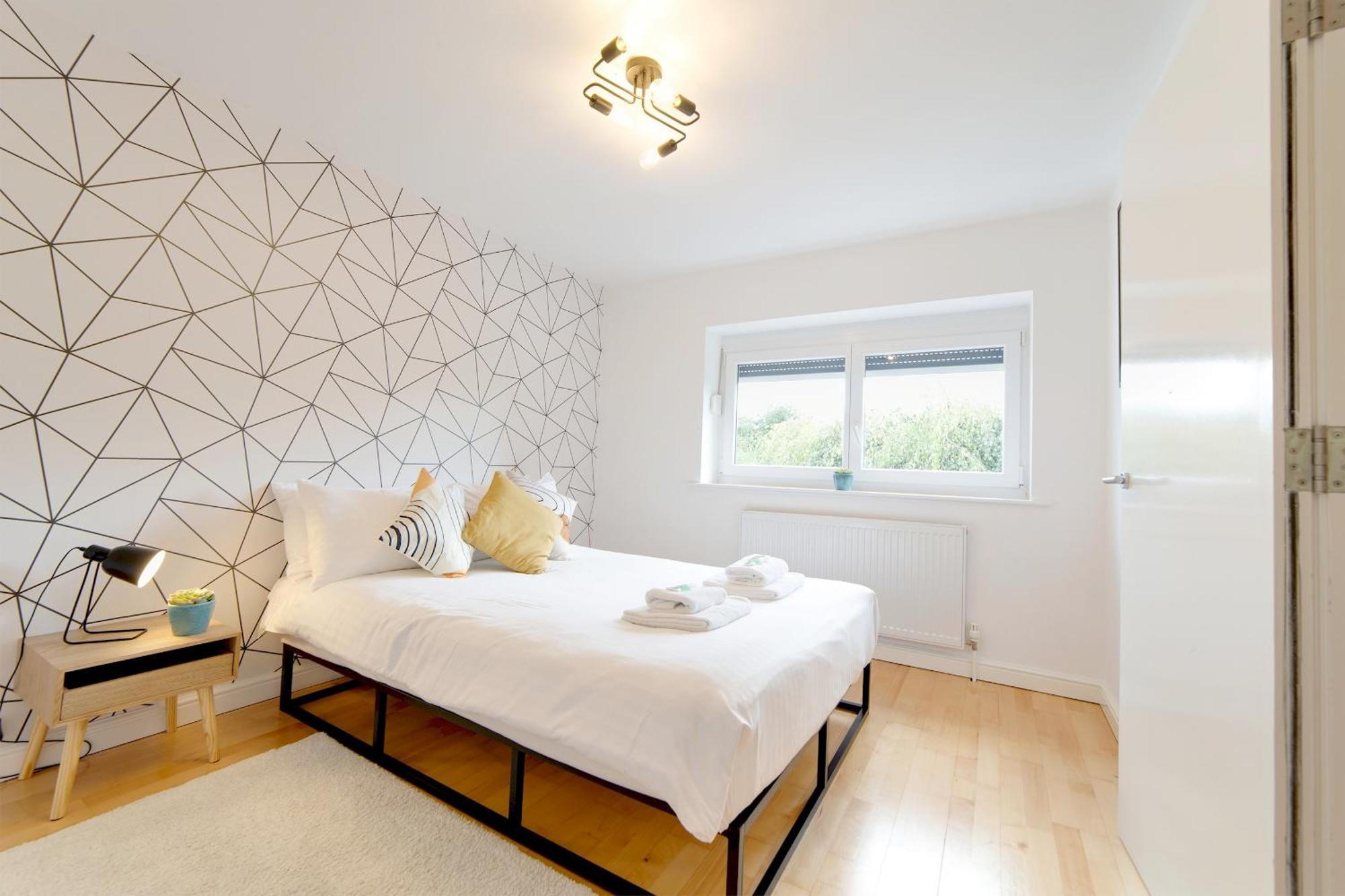 Pass The Keys 49 Byron Square Modern And Spacious 3 Bed Home With Free Parking 캠브리지 외부 사진